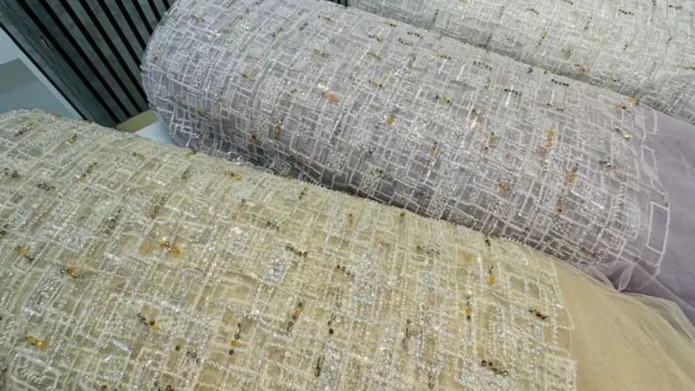 تور کارشده جواهر دوزی طرح هندسی